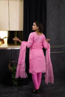 Pink thread embroidery kota doria salwar 3