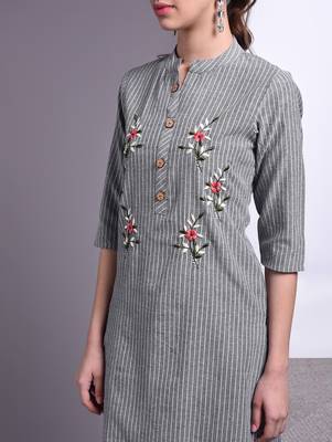 Women grey Cotton Embroidered Kurta and Pant Set 1
