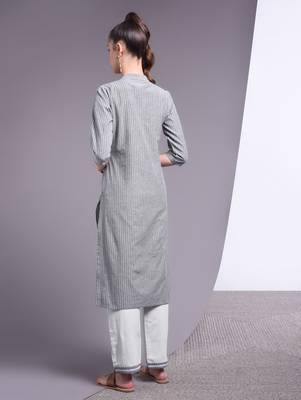 Women grey Cotton Embroidered Kurta and Pant Set 2