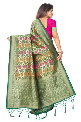 Green woven art silk saree with blouse 3