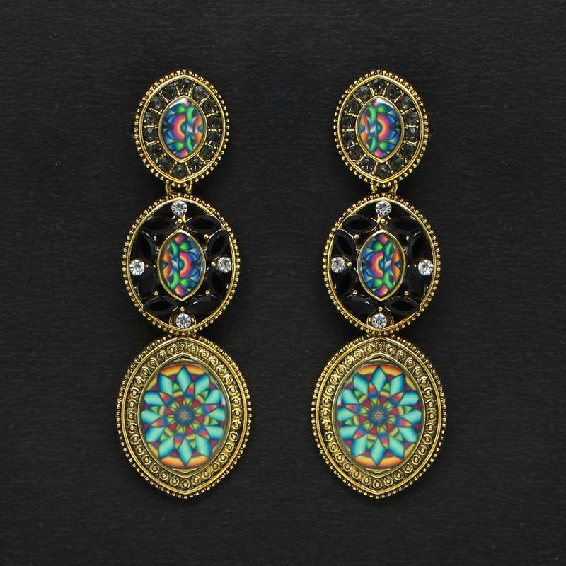 Black danglers-drops