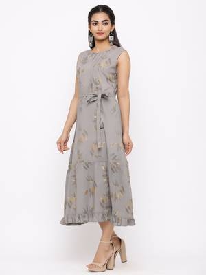 Women's  grey Cotton Floral Printed Tired Kurta 4