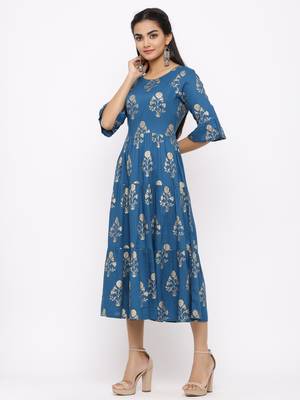 Women's  blue Rayon Printed Tired Kurta 4