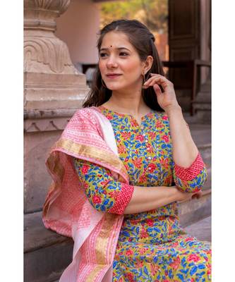 Hand Block Printed  Cotton Kurta,Pants and Kota Dupatta Set 5