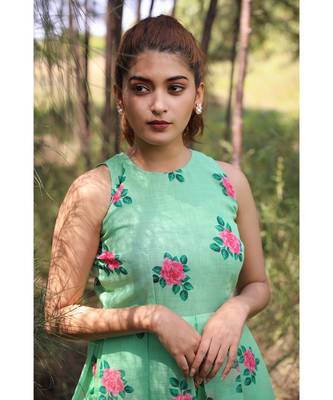 Floral Printed L inen Cotton   Fit and Flare Midi Dress. (Sleeve Fabric Attached Inside) 2