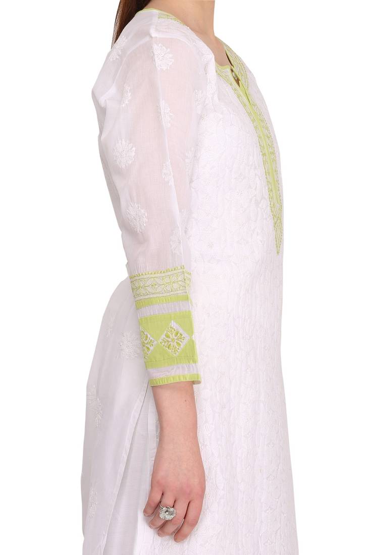Ada White Cotton Chikankari Kurti