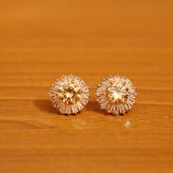 Yellow citrine studs 1