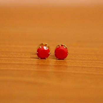 Red coral studs 1