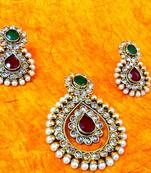 Glowing Pearl Pokli Pendant Set with Beautiful Pendant & Earrings Which Can Also Be Worn Alone v162