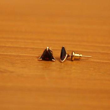 Maroon studs 2