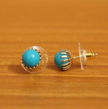 Turquoise studs 2