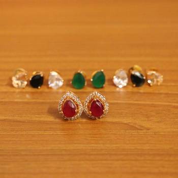 Multicolor studs 3