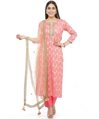 Smiling Peach Straight Kurti with Straight Pants and Mirror Stone Dupatta 1