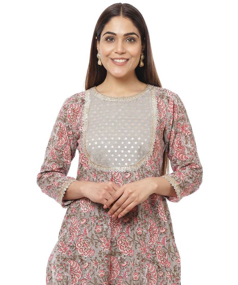 Floral Gray Gotta Straight Kurti with Straight Pants