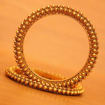 Gold bangles-and-bracelets 3