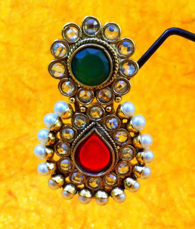 Glowing Pearl Pokli Pendant Set with Beautiful Pendant & Earrings Which Can Also Be Worn Alone v162