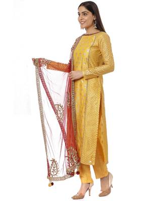 Yellow Printed Panelled Kurti with Yellow Pants and Mirror Paisley Dupatta 2