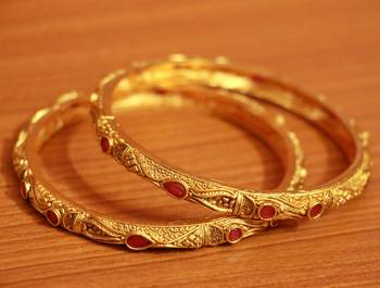 Red bangles-and-bracelets 2