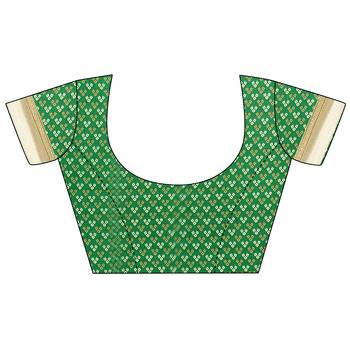 green Printed Crepe saree with blouse 5
