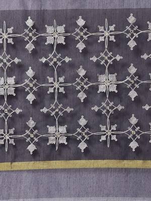 Blue Embroidered Cotton Saree With Blouse 4