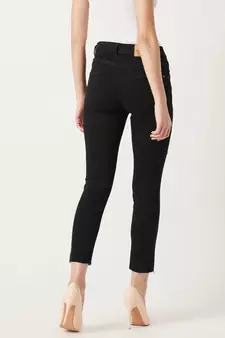 Think Different Cropped Jeans