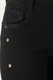 Think Different Cropped Jeans