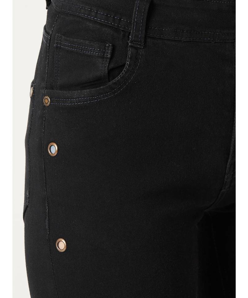 Think Different Cropped Jeans