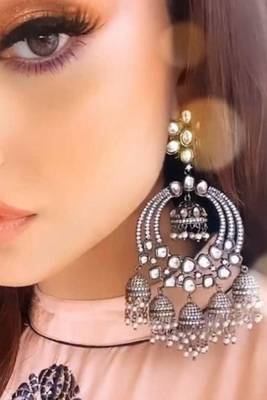 Silver diamond earrings 2