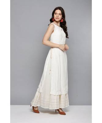 Ritu Kumar Off White Sleeveless Long Solid Kurta With Skirt And Dupatta 3