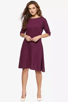 Women's Magenta Solid Slim Fit 3/4 Sleeves Round Neck Mini Skater Dresses