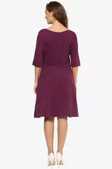 Women's Magenta Solid Slim Fit 3/4 Sleeves Round Neck Mini Skater Dresses