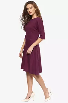 Women's Magenta Solid Slim Fit 3/4 Sleeves Round Neck Mini Skater Dresses