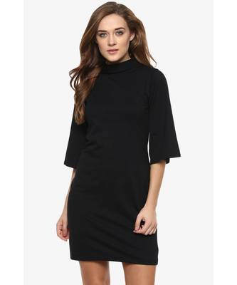 Women's Black Solid 3/4 Sleeves Round Neck Mini Shift Dresses 1