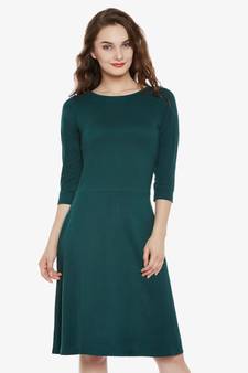 Women's Green Cotton Round Neck 3/4 Sleeve Solid Mini Skater Dress