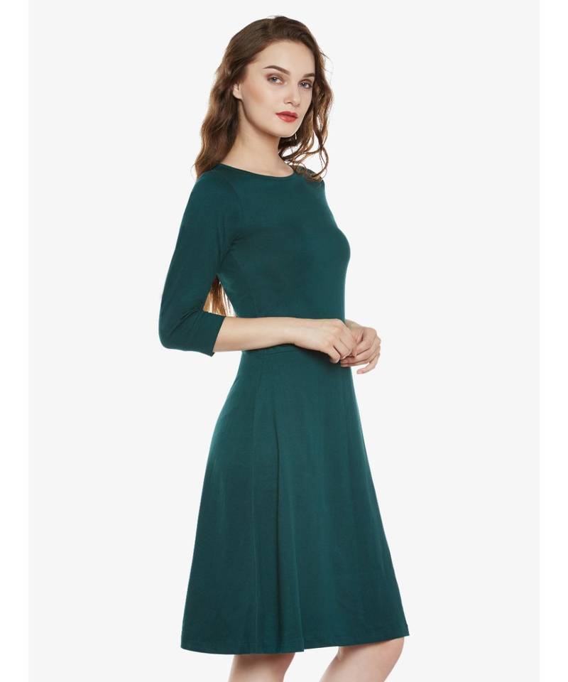 Women's Green Cotton Round Neck 3/4 Sleeve Solid Mini Skater Dress