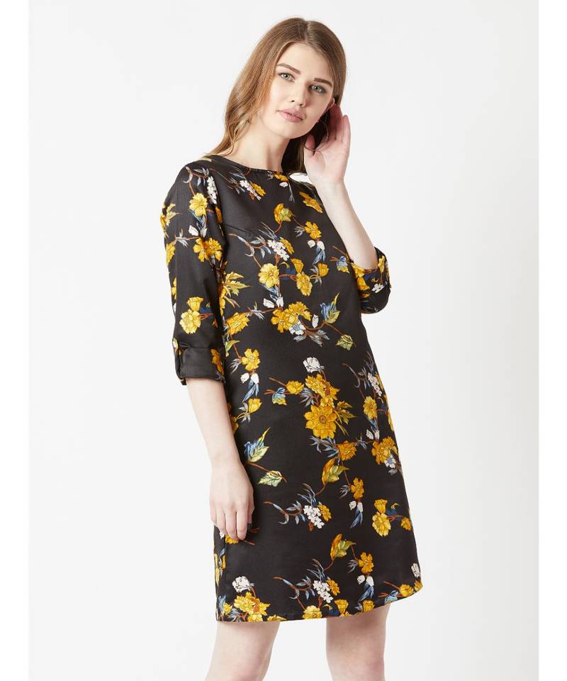 Women's Multicolored With A Black Base Round Neck 3/4 Sleeve Floral Knee-Long Shift Dress