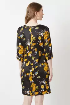 Women's Multicolored With A Black Base Round Neck 3/4 Sleeve Floral Knee-Long Shift Dress