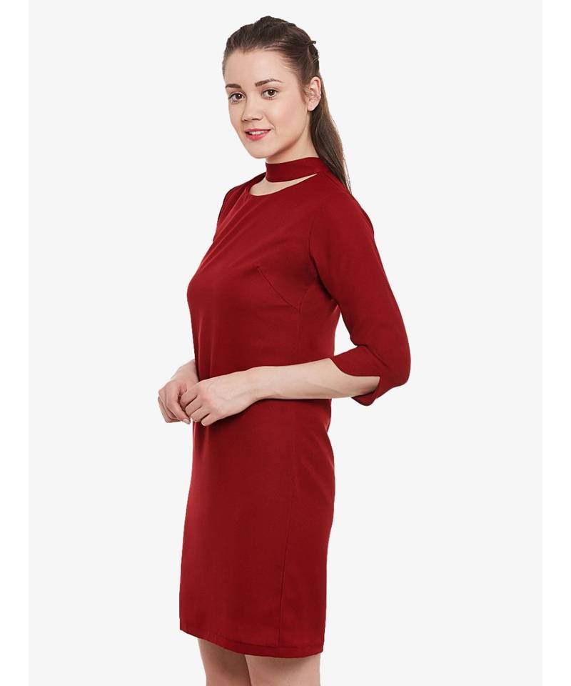 Women's Maroon Round Neck 3/4 Sleeve Solid Mini Choker Dress