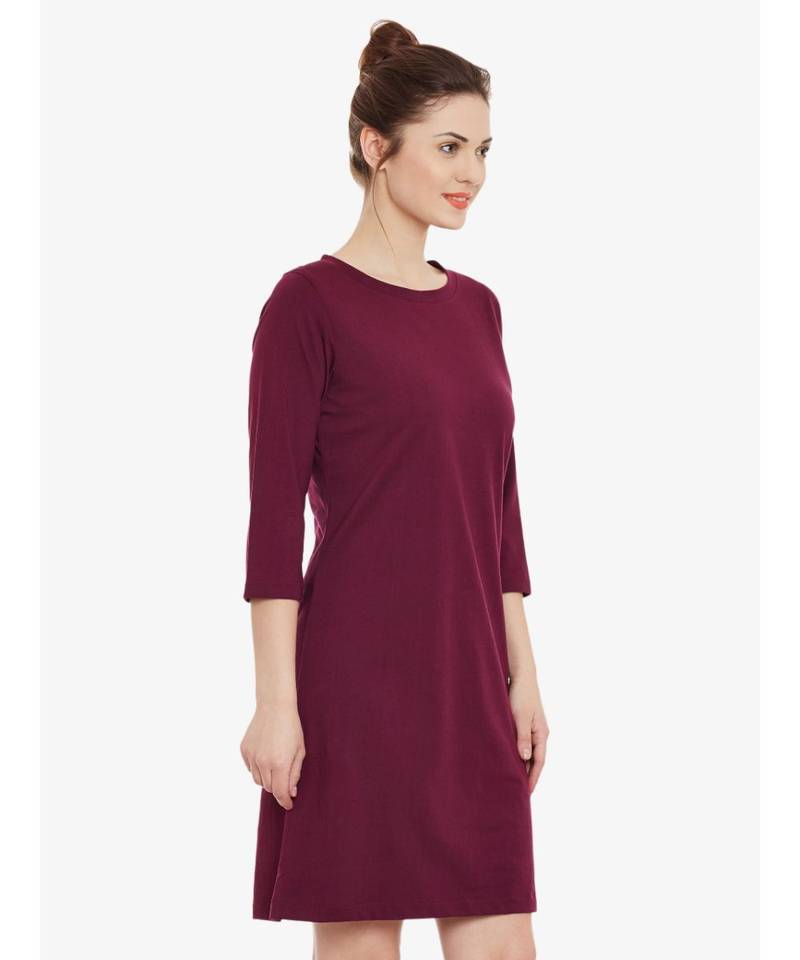 Women's Magenta Solid Round Neck 3/4 Sleeve Mini Shift Dress