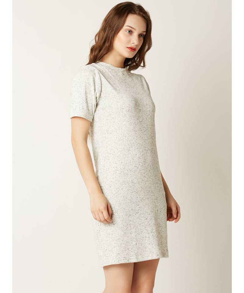 Women's Off White Round Neck Half Sleeves Shift Dress