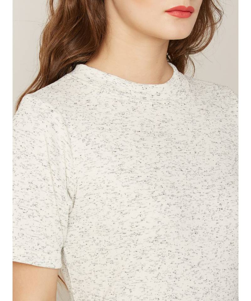 Women's Off White Round Neck Half Sleeves Shift Dress