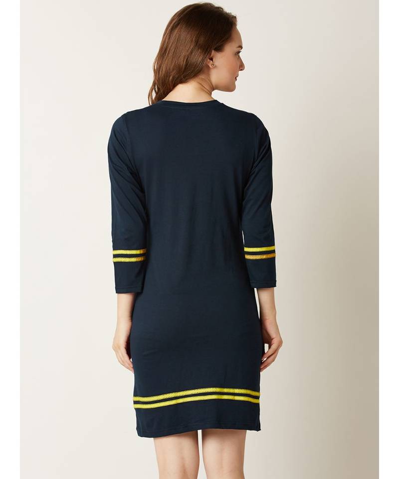 Women's Navy Blue Round Neck 3/4 Sleeves Solid Shift Dress
