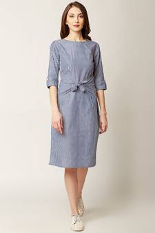 Women's Blue And White Round Neck 3/4 Sleeve Striped Tie-up Midi Shift Dress