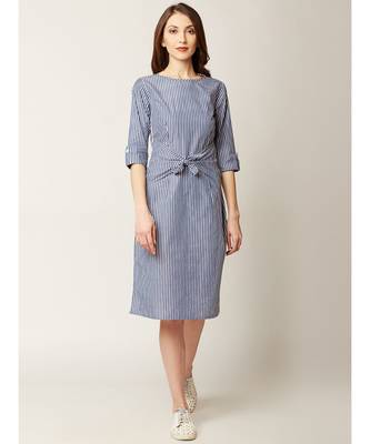 Women's Blue And White Round Neck 3/4 Sleeve Striped Tie-up Midi Shift Dress 1