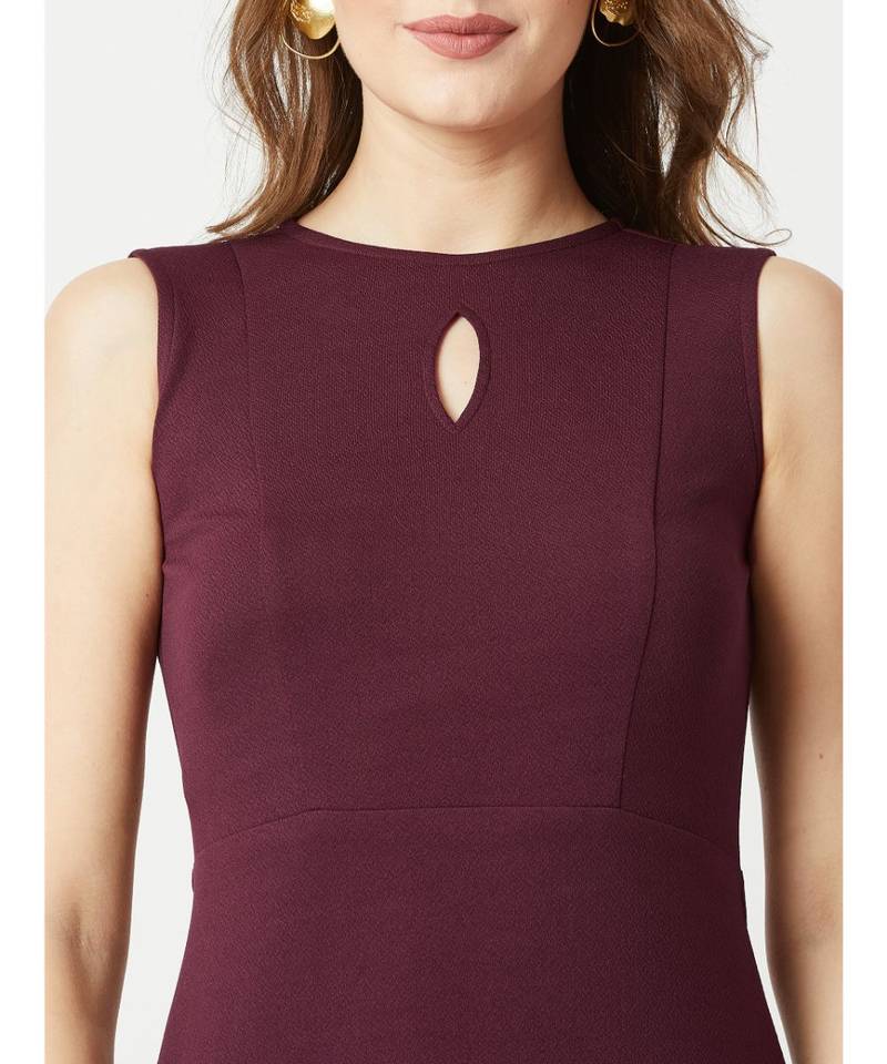 Women's Wine Red Round Neck Sleeveless Solid Bodycon Slit Detailing Maxi Dress