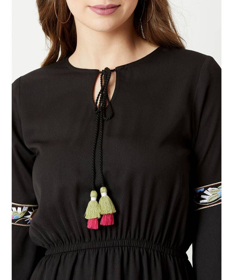 Women's Black Round Neck 3/4 Sleeve Solid Gathered Embroidered Sleeve Tassel Detailing Midi Dress