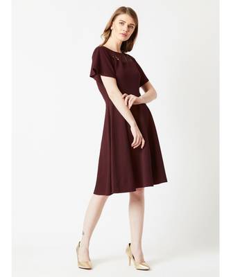 Women's Wine Red Round Neck Flared Short Sleeve Solid Skater Knee-Long Lace Dress 3