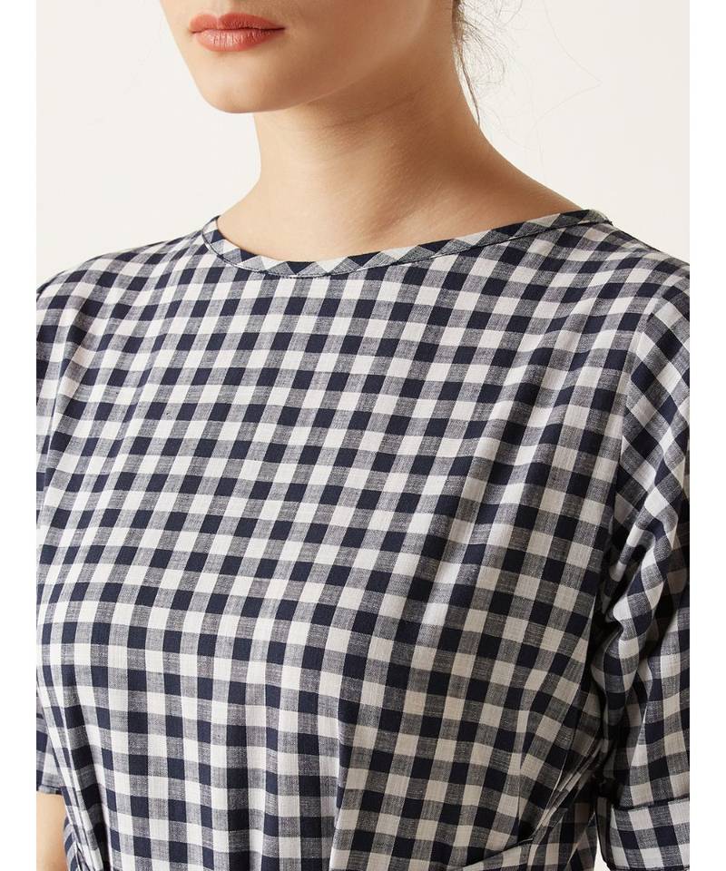 Women's Multicolored Round Neck half_sleeve Checkered Tie-Up Top