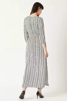 Women's Black & White Round Neck quarter_sleeve Striped Tassel Tie-Up Detailing Maxi Top