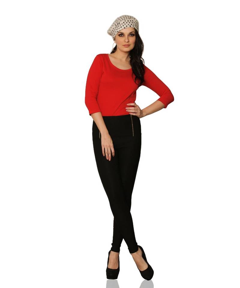 Women's Red Round Neck quarter_sleeves Solid Basic Top